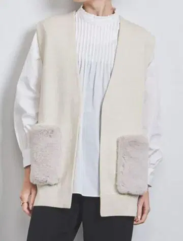 UNITED ARROWS 포켓 퍼 베스트 아이보리 계열