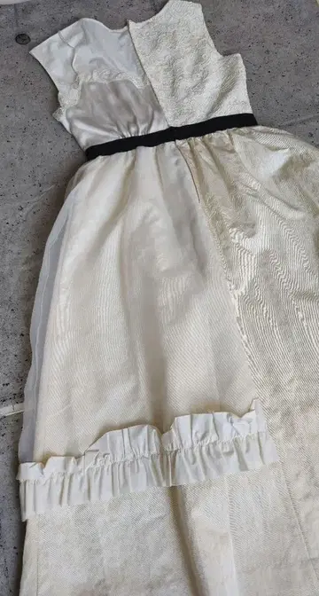 룰르로제트 아이보리 새틴 레이스 원피스