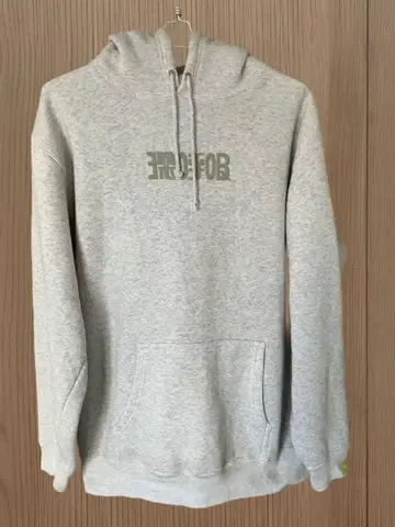 vaundy 심호흡 후드티 그레이