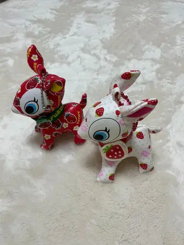 딸기 디자인 캐릭터 키링 2개 세트