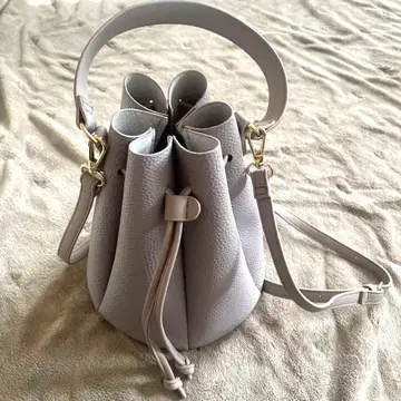 카눌레 백 라벤더 컬러 보라색