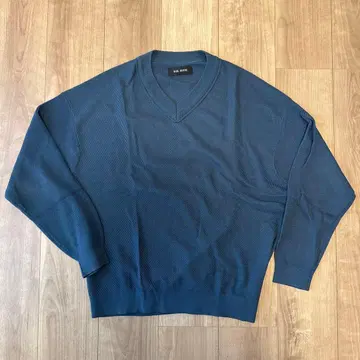 VAINL ARCHIVE V넥 니트 스웨터