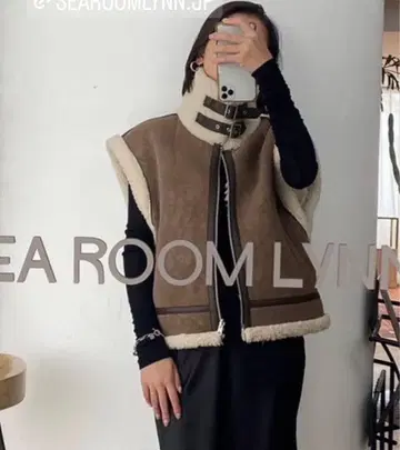 새상품급 searoomlynn 시루무린 리버서블 무스탕 보아 베스트