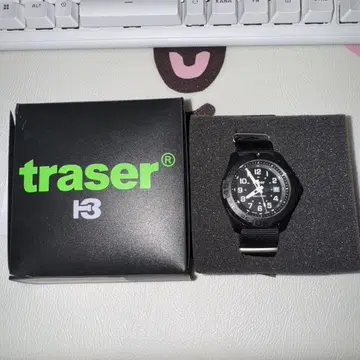 traser H3 블랙 아날로그 시계