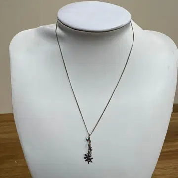 눈꽃 목걸이