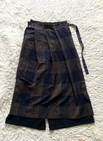 MI.YA.CO 상태 좋음 스커트 팬츠 도킹 하의