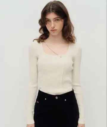 avie muah nugu 리브 니트 한국 상의