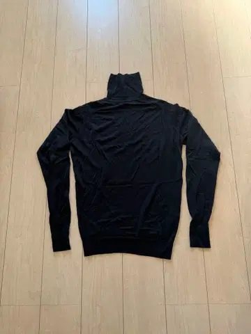 컨디션 최상 JOHN SMEDLEY 터틀넥 1 엑스트라 울 블랙 S