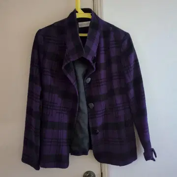 C'EST CHIC'A 보라색과 블랙 체크 자켓