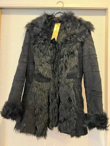 ROYAL PARTY 무스탕 코트