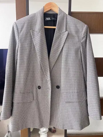 ZARA 체크 무늬 테일러드 자켓