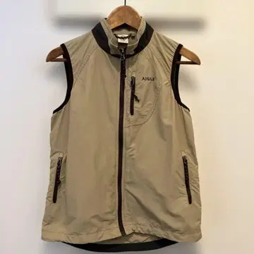 AIGLE 베이지 베스트 풀 지퍼