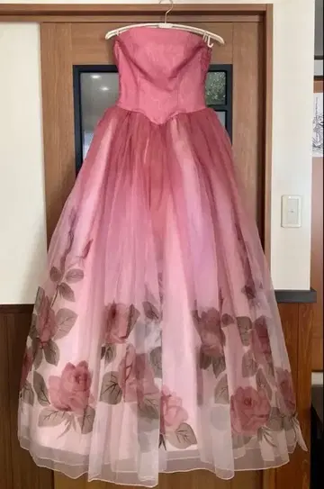 더스티 핑크 플라워 프린트 꽃무늬 스트랩리스 드레스 연주회 발표회