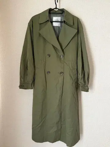 PAGEBOY 올리브 그린 트렌치코트