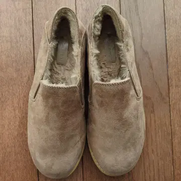 글로벌 워크 스웨이드 슬립온