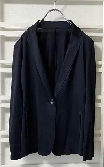 새상품급 INDIVI 네이비 봄/여름 비즈니스용 자켓 M 사이즈