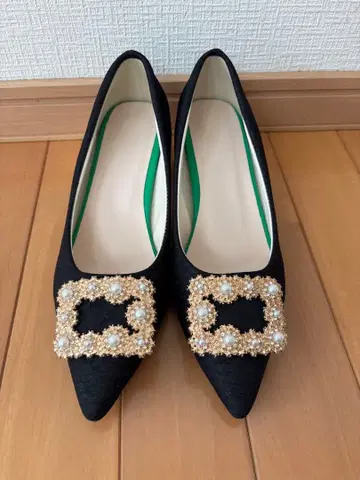 새상품급 23.5cm 펌프스 결혼식 블랙 x 골드 파티 드레스