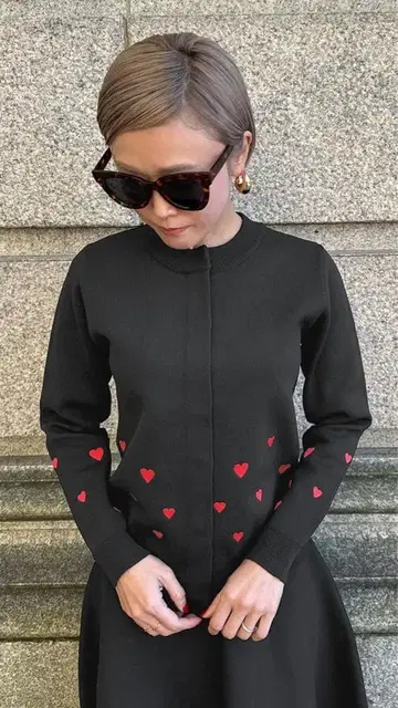 [오늘 sale ] JENNE 하트 모티브 블랙 가디건