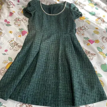 그린 컬러 펄 장식 플레어 드레스 M 사이즈