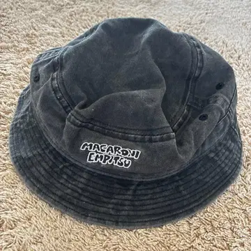 마카로니 연필 카툰 로고 버킷햇