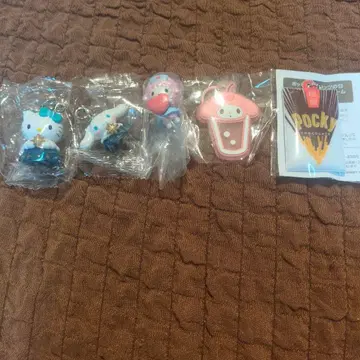 헬로키티 마이멜로디 시나모롤 키링 세트