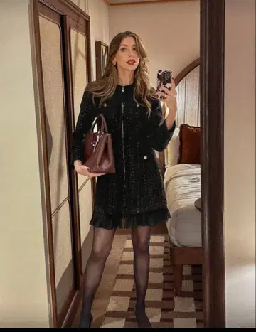 프린지 장식 블랙 긴팔 미니 원피스