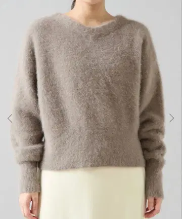 미사용 새상품 TIARA FOX 알파카 2WAY 니트 모카