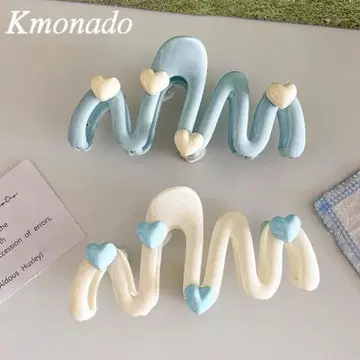 하트형 장식의 웨이브 헤어핀