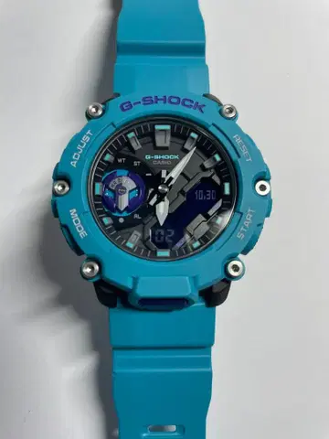 G-SHOCK GA-2200 새상품급 카본 코어 가드 손목시계