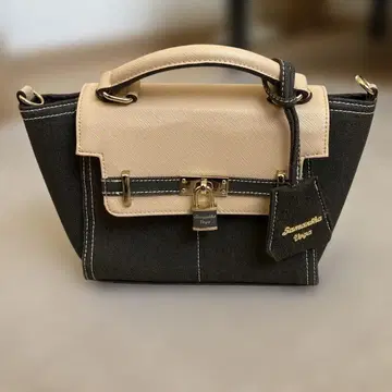 사만사베가 숄더백