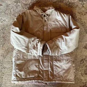 베이지 탈부착 가능 후드 자켓