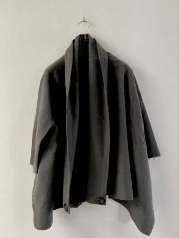 DIRAIN 디레인 판초 그레이 아우터