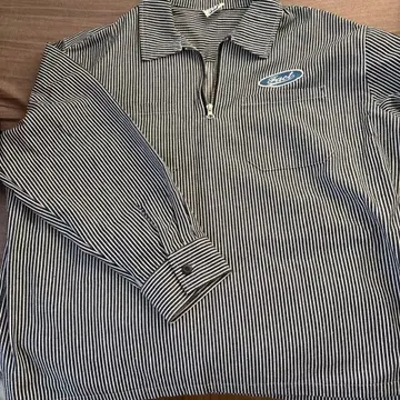 스트라이프 지퍼 달린 긴팔 셔츠