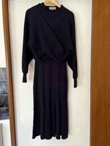 긴팔 니트 원피스 네이비 S 사이즈