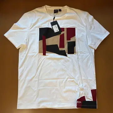 새상품 BOSS 그래픽 프린트 T셔츠 XL