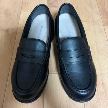 후와라쿠 블랙 가죽 로퍼 낮은 힐