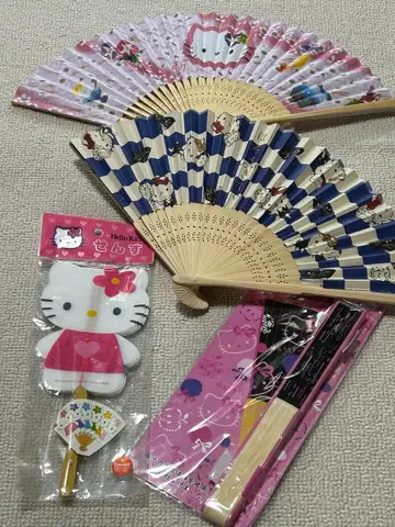 헬로키티 부채 4개 세트