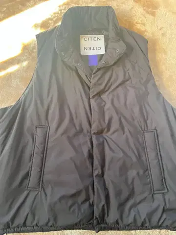 CITEN 블랙 다운 베스트