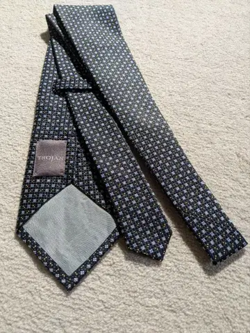 TROJAN 기하학 패턴 넥타이