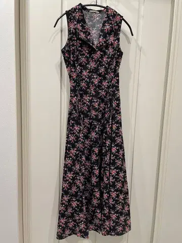 EATME 꽃무늬 슬리브리스 롱 원피스