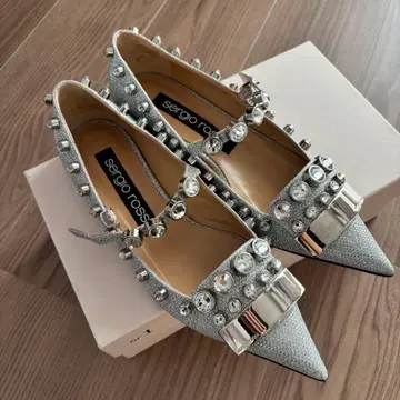 sergio rossi 실버 플랫슈즈 37.5