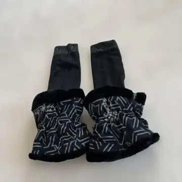 마크&로나 니하이풍 레그 워머