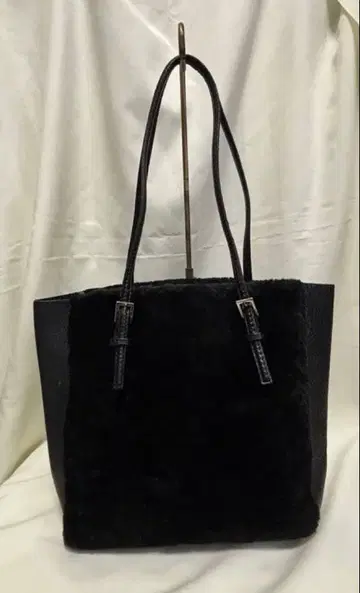 AMANTES AMENTES 블랙 퍼 가죽 핸드백