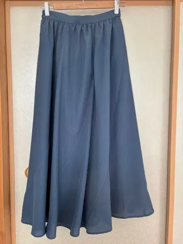 빔즈 플레어 스커트