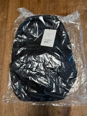 골드윈 뉴트럴 웍스 컴팩트 백팩 블랙