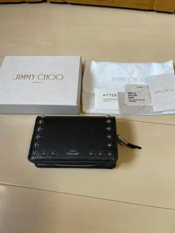 미사용 JIMMY CHOO SIRELI OGLS 컴팩트 지갑 블랙