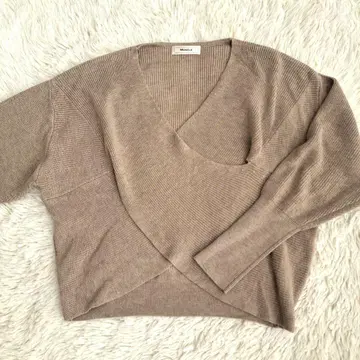 MONILE 모니레 새상품급 카슈쿨 긴팔 니트