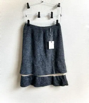 택 포함 새상품 bureau des fantaisistes 니트 스커트