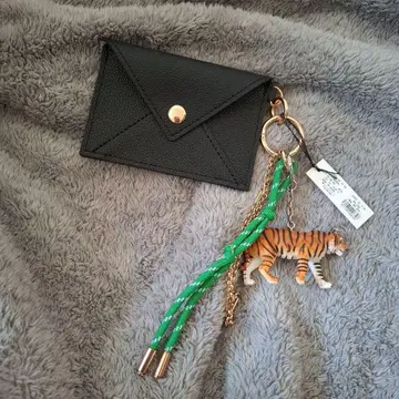 밴야드 스톰 자라자라 참 BARNYARDSTORM