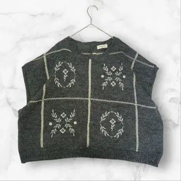 Samansa Mos2 울 혼방 모티브 자수 베스트